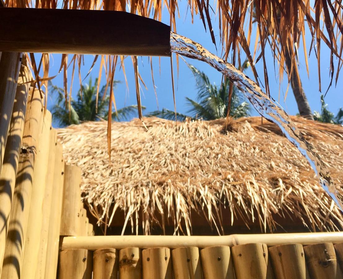 Rumah Canaria Bungalow ギリ・トラワンガン エクステリア 写真