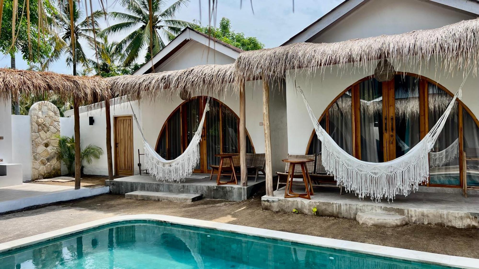 Rumah Canaria Bungalow ギリ・トラワンガン エクステリア 写真