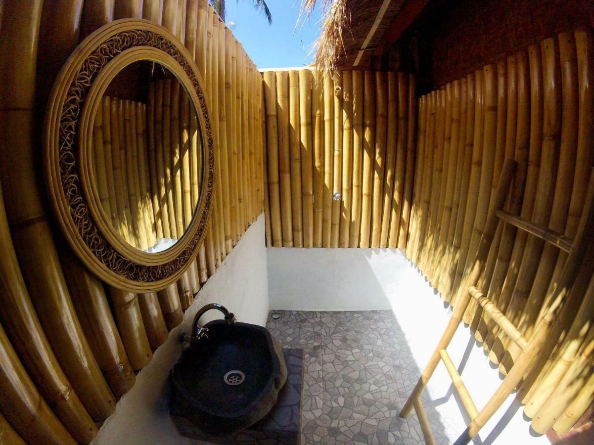 Rumah Canaria Bungalow ギリ・トラワンガン エクステリア 写真