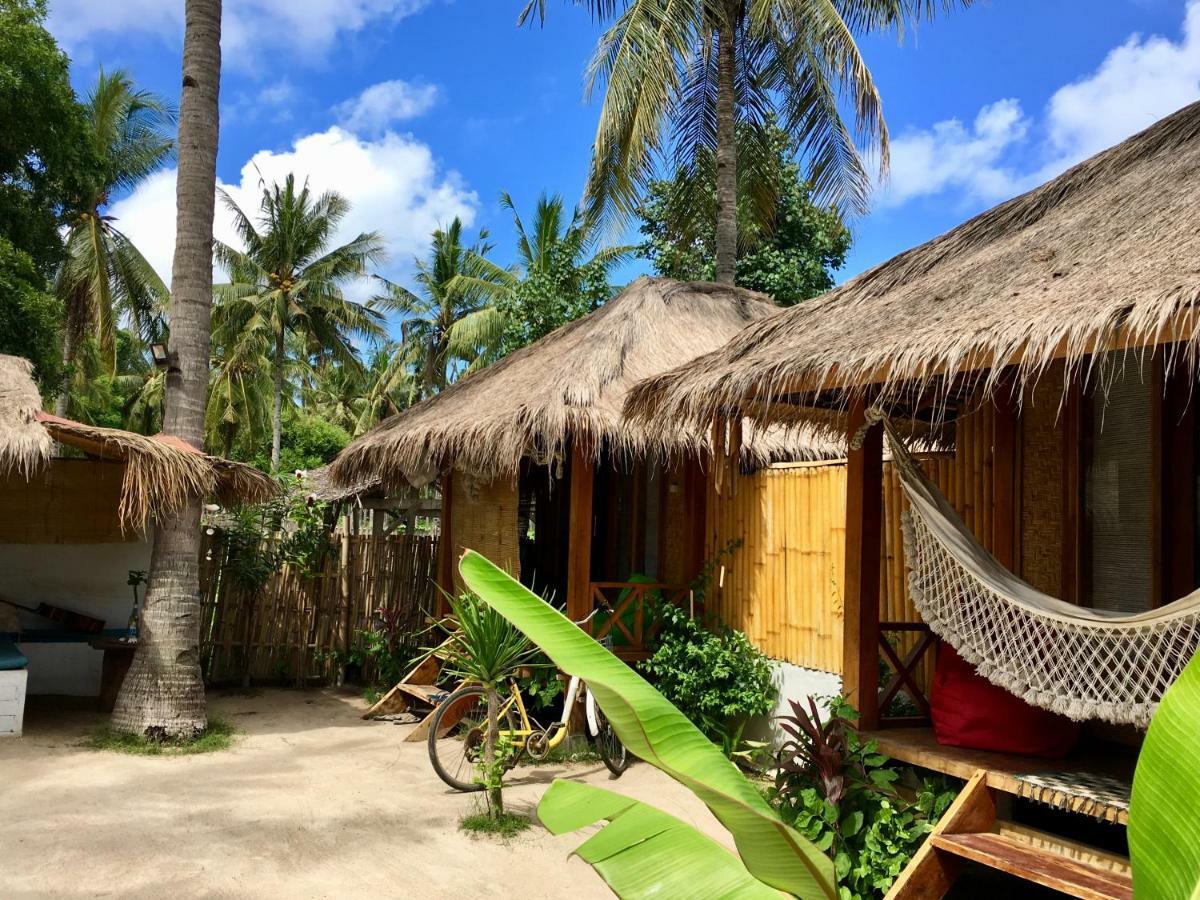 Rumah Canaria Bungalow ギリ・トラワンガン エクステリア 写真