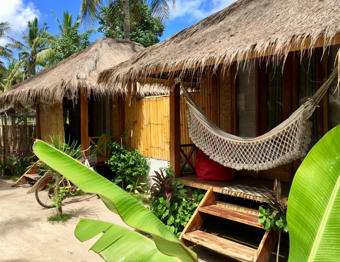 Rumah Canaria Bungalow ギリ・トラワンガン エクステリア 写真